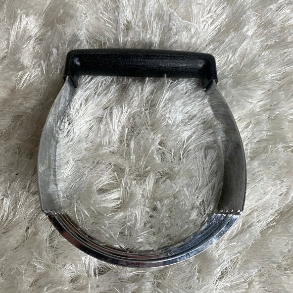 Vintage Ecko Dough Blender Black Handle - Picture 1 of 4